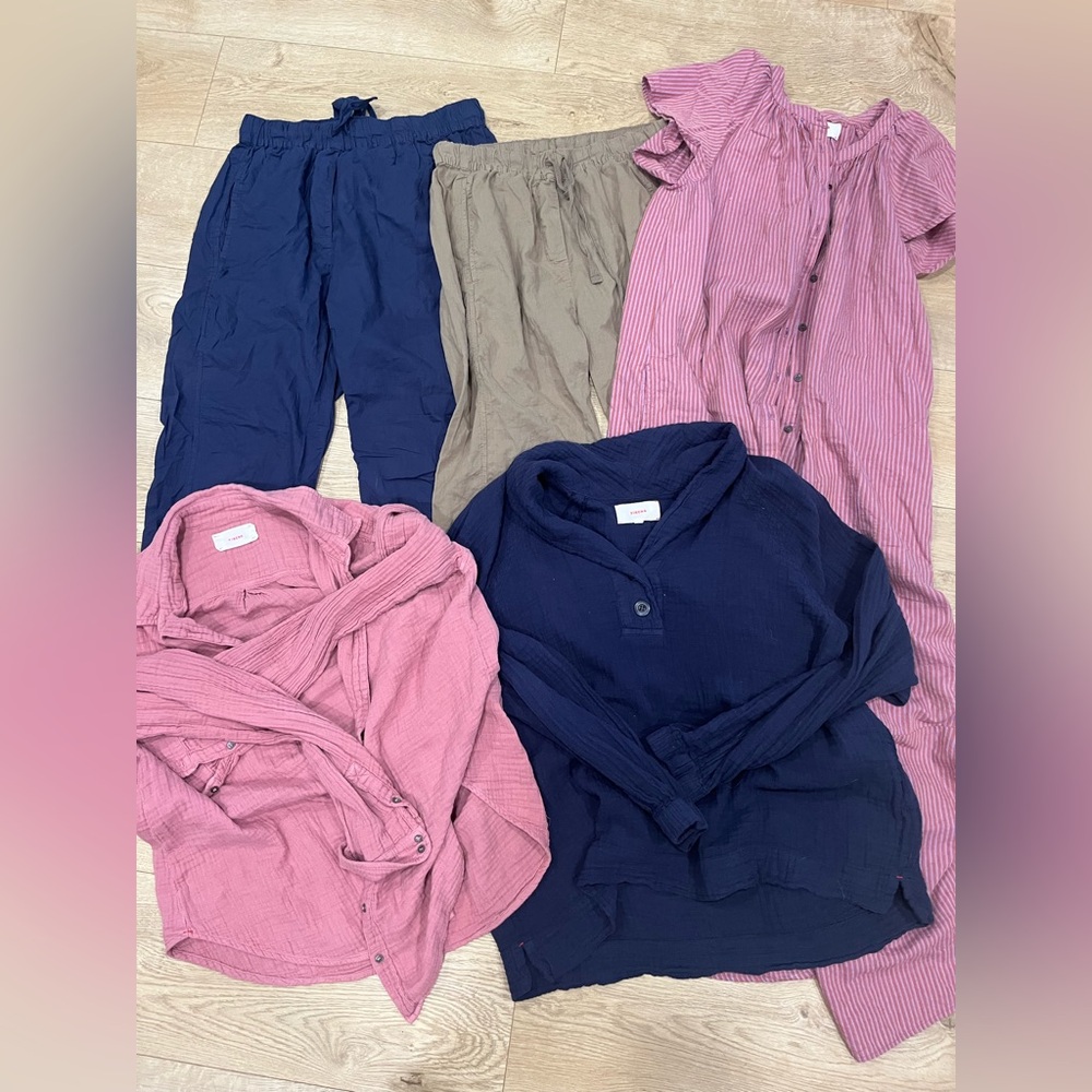 Xirena Size Small/Medium Bundle - image 1